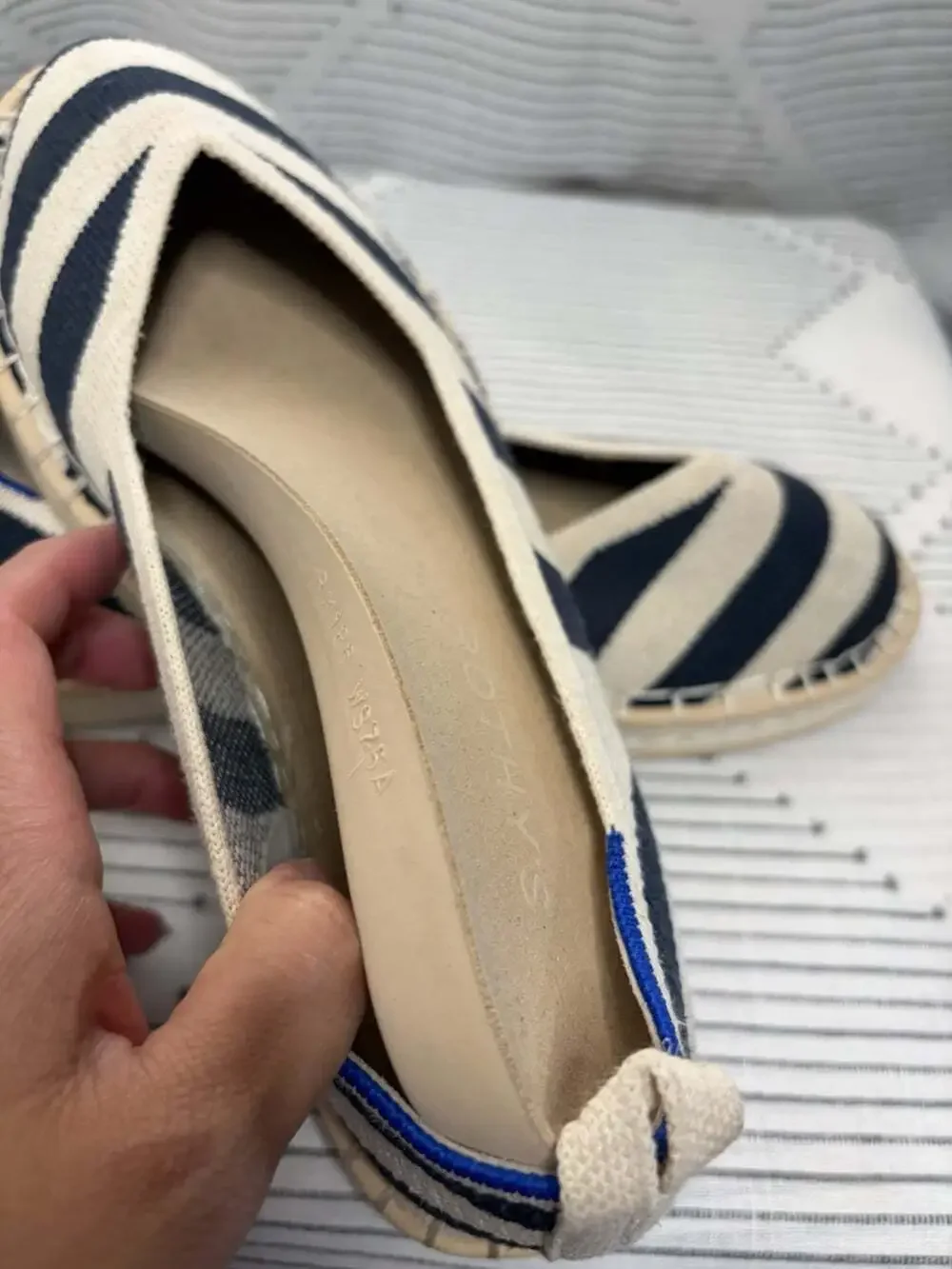 ROTHY'S The Espadrille Navy Blue/Cream Stripe NEUTRAL Size 7.5 NAUTICAL women